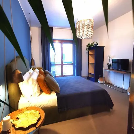 Couette-café Putignani 181 *